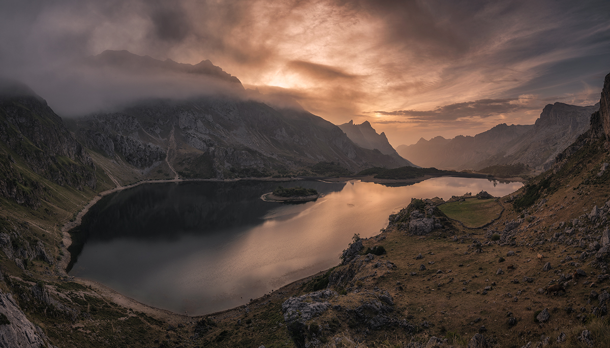 Panormica de 5 fotos verticales, Nikon Z fc con 16-50 mm f/3.5-6.3 (f/5.6 , 1/125, ISO 100) |  Sergio Abello Villanueva