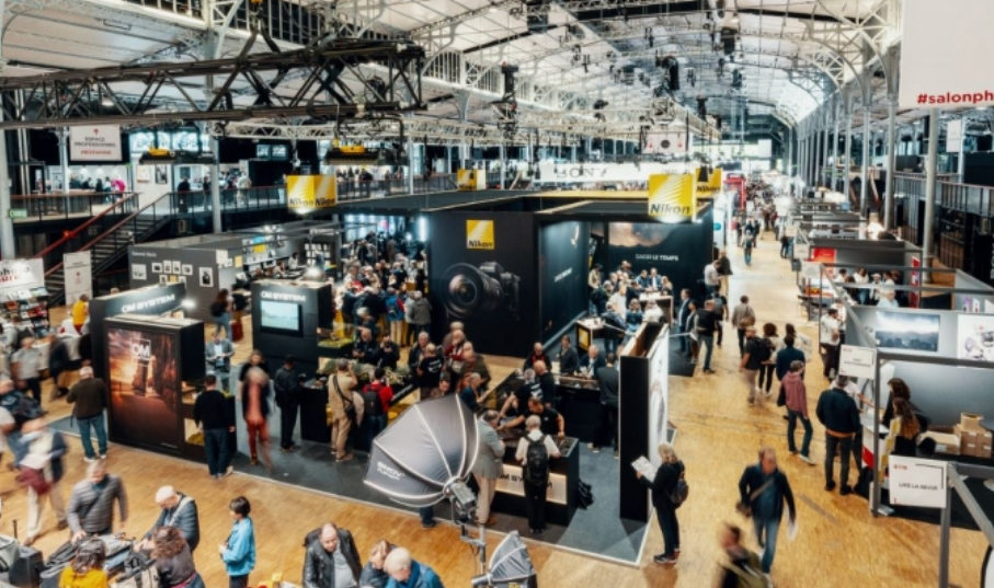 Estande da Nikon no El Salon de la Photo 2023
