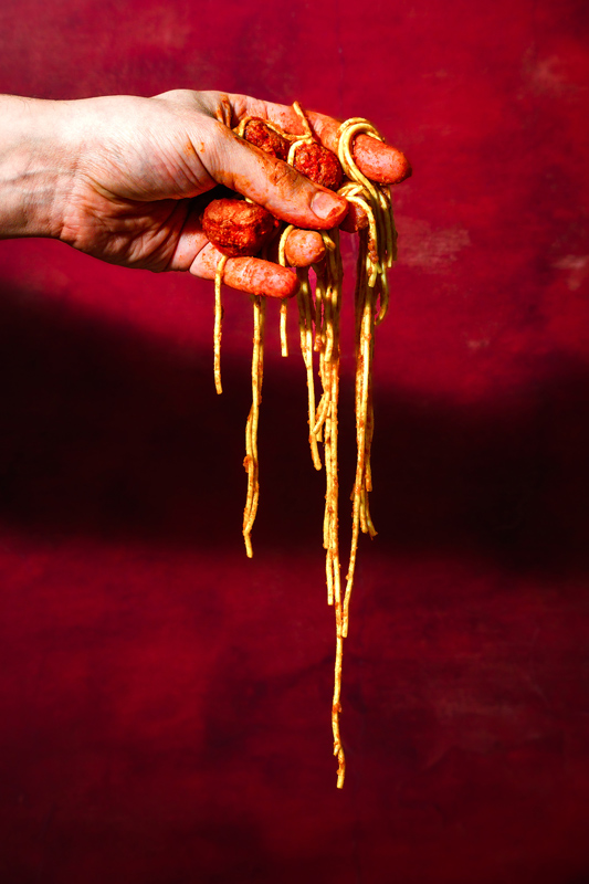 "Comida para picar" 50 mm, 1/250 s, f/7,1, ISO 640 �Costas Millas