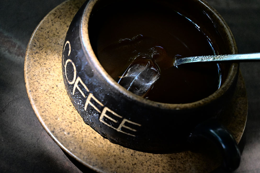 � Miho Comuro. C�mara mirrorless Nikon Z50.  Somber Creative Picture Control