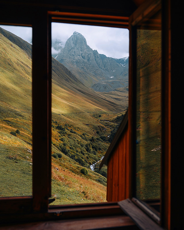 Kim afirma que, ao abrandar, envolver os sentidos e pensar mais como criadores do que como meros fot�grafos, � poss�vel produzir imagens que refletem tanto a experi�ncia interior como a paisagem exterior.