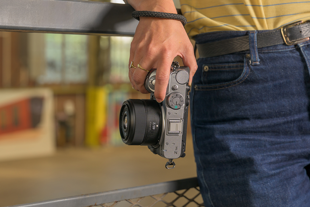 #Nikon Z5IIC (Plata)